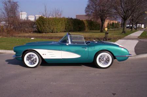 1958 Corvette repainted in original Regal Turquoise Metallic